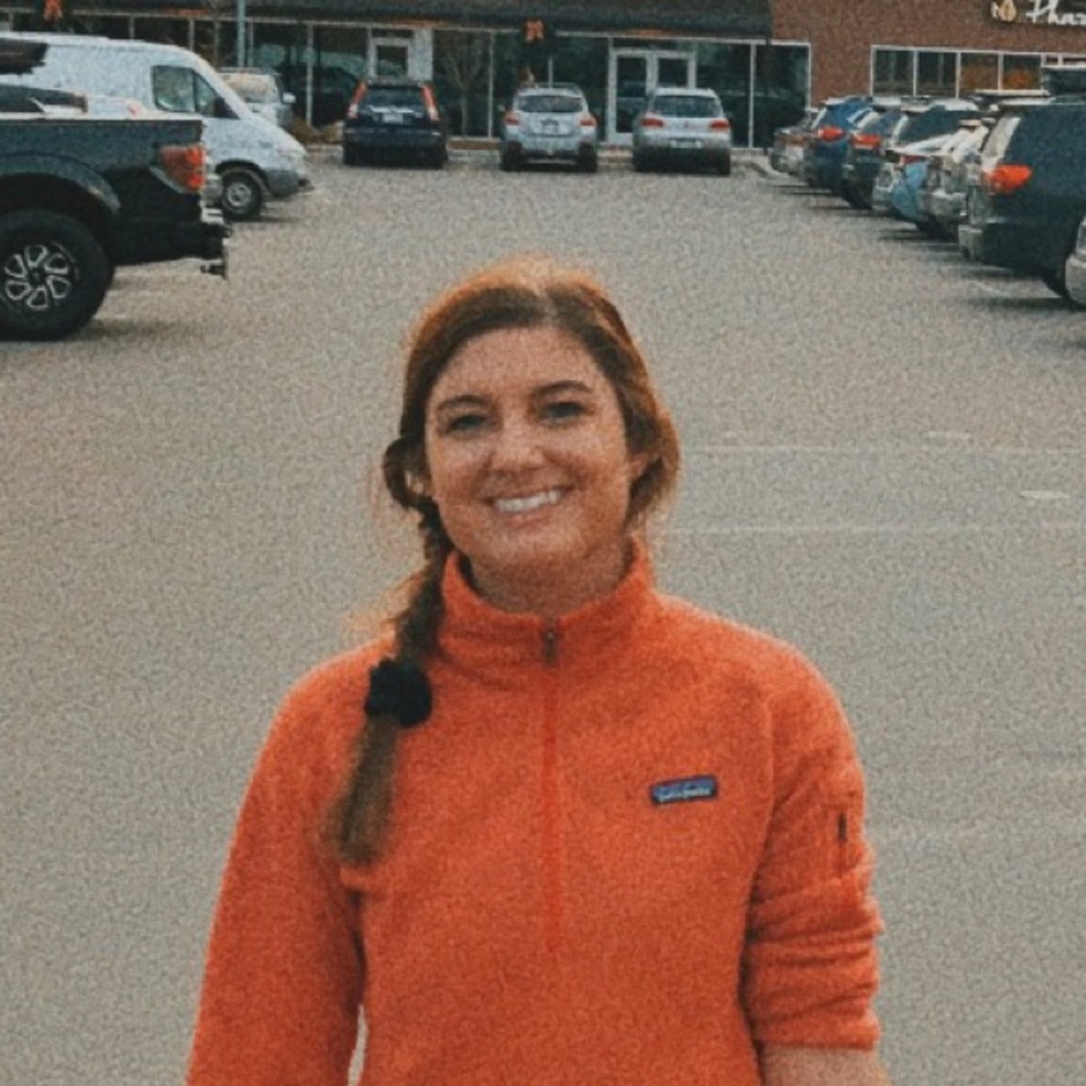 Meet your Posher, Carlee
